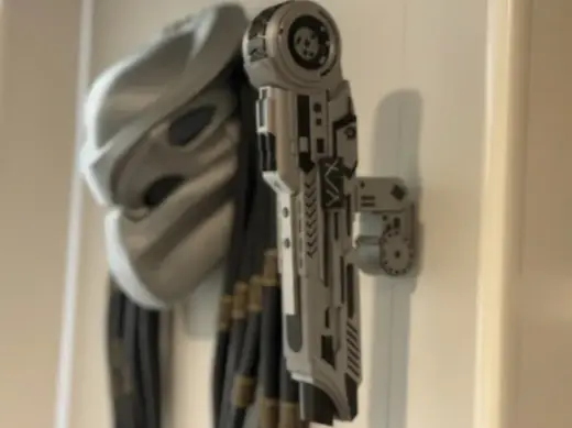 Predator Plasma Cannon 1987 movie with wall mount