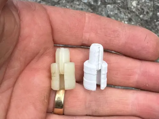 VW Audi window glass locking pin OEM 8K0-845-867