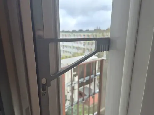 Balcon door lock door limiter 148 - 188mm