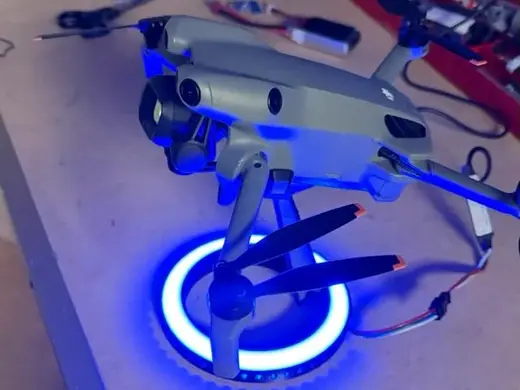 Ständer für DJI Mini 4 und 5 Pro - Display LED RGB