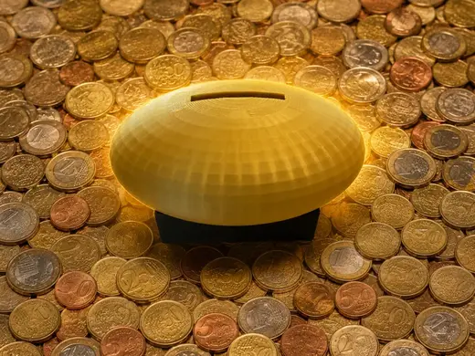 Tirelire dorée de qualité