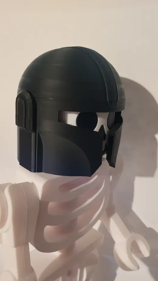 Mandalorian-Style Helmet for Mega Brick Skeleton