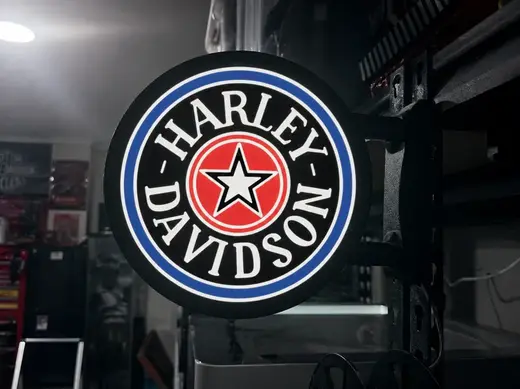 Harley-Davidson Red Star Sign System