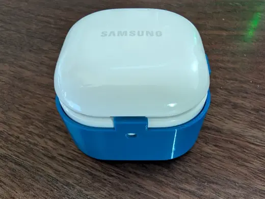 Galaxy Buds 2 case with Tile tracker