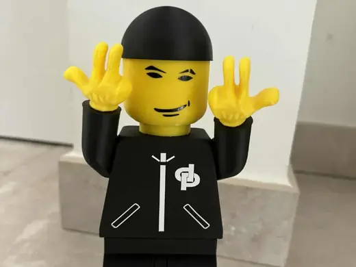 figurine brick jul