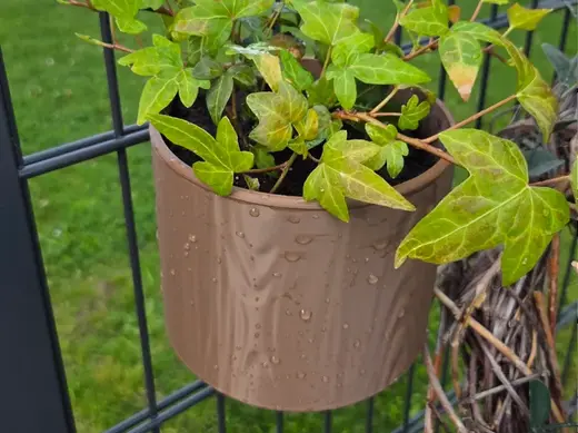 Holzdesign Blumentopf für den Gartenzaun - Fäncel