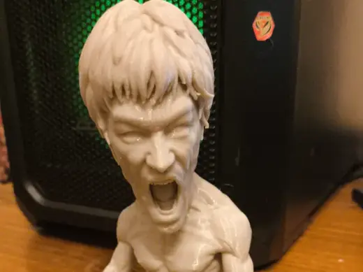 BRUCE LEE