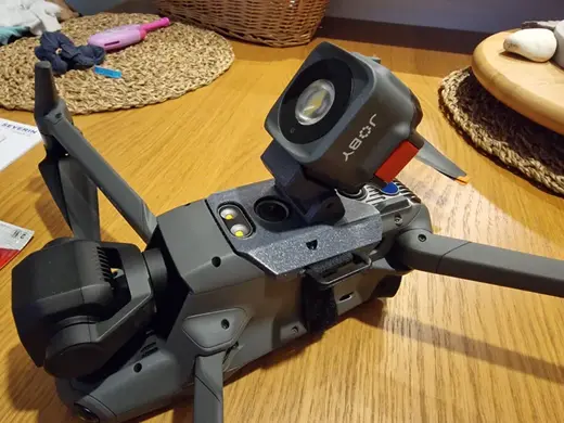 Light holder (cold shoe mount) for DJI Mavic 3