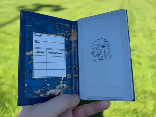 Book-style case for the XTEINK X4