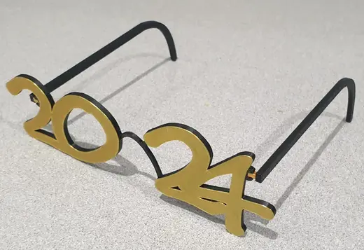 2024 New Years Glasses