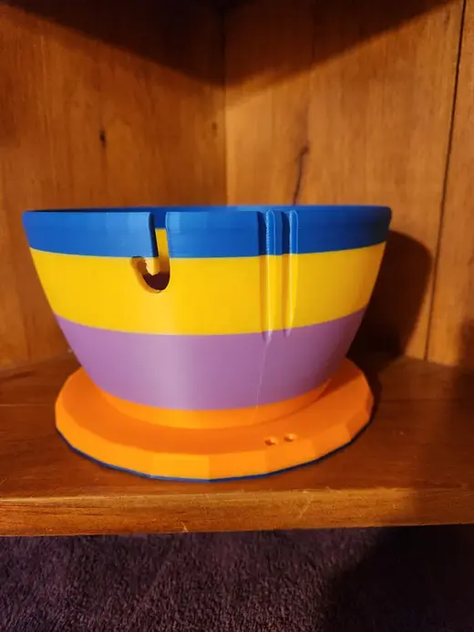 yarn bowl with needle holder