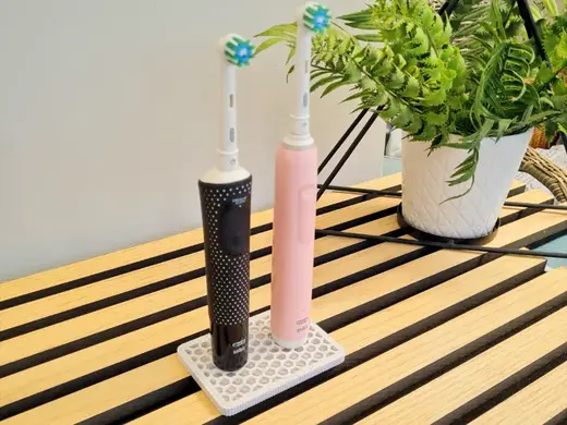 Ribbed Oral-B Toothbrush Stand - Single & Dual