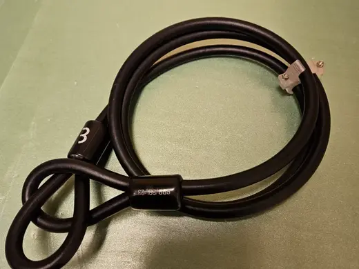 bicycle lock wire loop snap holder