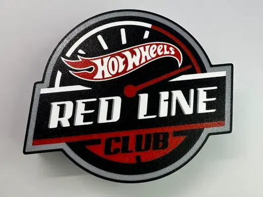 LIGHTBOX Red Line Club