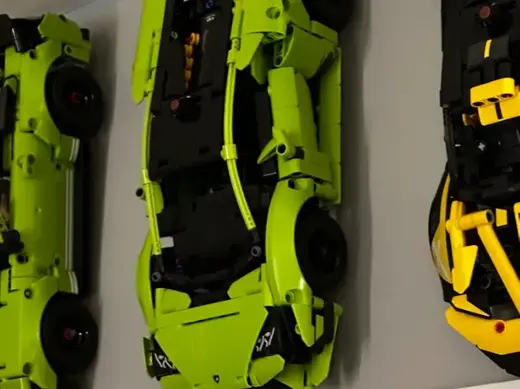 LEGOS 42161 huracan wall mount