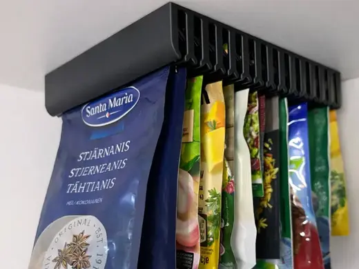 Under-Shelf Spice Pack Organizer