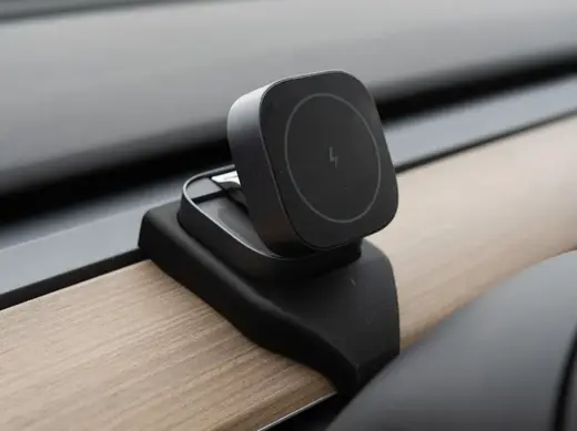 UGREEN MagFlow mount for Tesla model Y V2