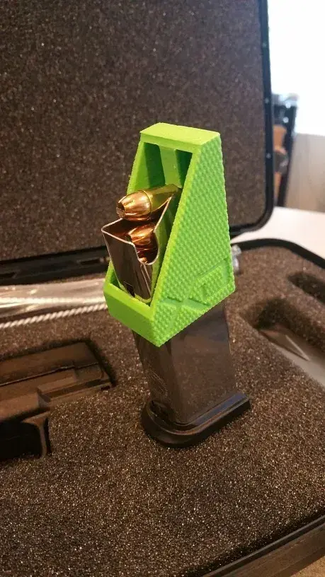 9mm Speed loader with and without XD logo