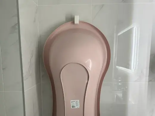 Baby bath holder