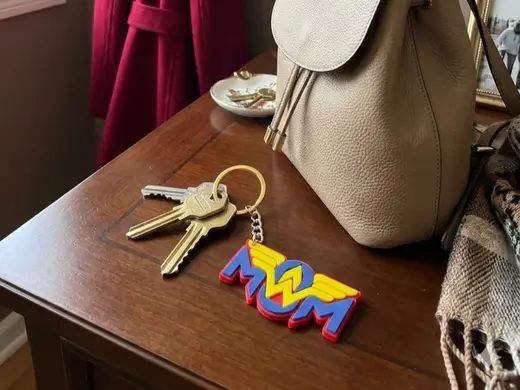 Keychain MOM ( Wonder Woman )