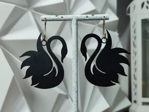 Aretes Black Swan