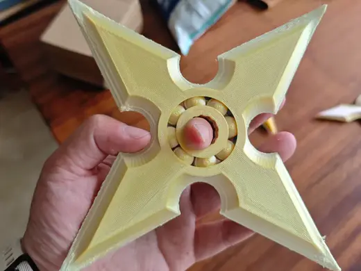 手里剑 指尖陀螺 手指陀螺 忍者旋转飞镖武器模型玩具摆件1