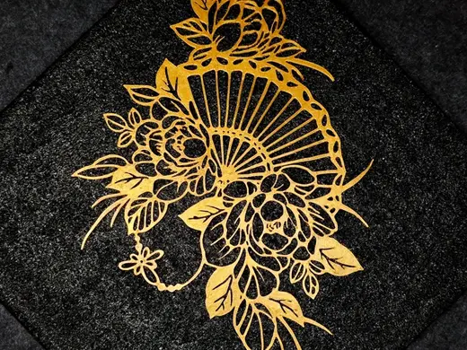 立体剪纸窗花——《鎏金扇影》