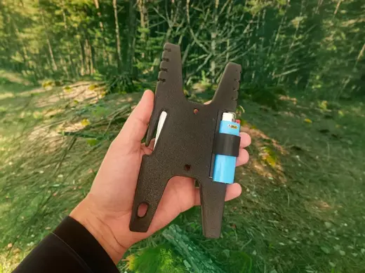 Paracord Organizer and Tool