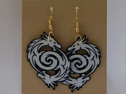 Pendientes de Dragones Entrelazados