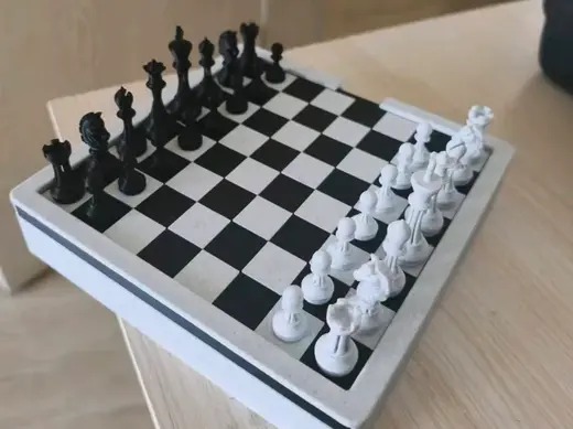 旅行版磁吸国际象棋棋盘