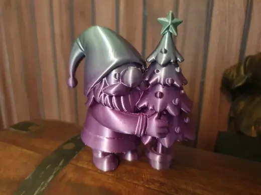 süßer Gnom mit Tannenbaum Wichtel