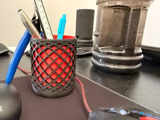 Dual-Color Lattice Desk Organizer / Pen Holder
