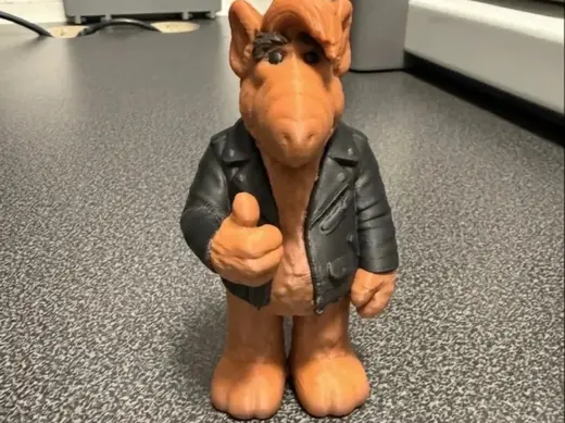 Alf in Lederjacke