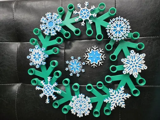 Brick Wreath Snowflakes Decorations
