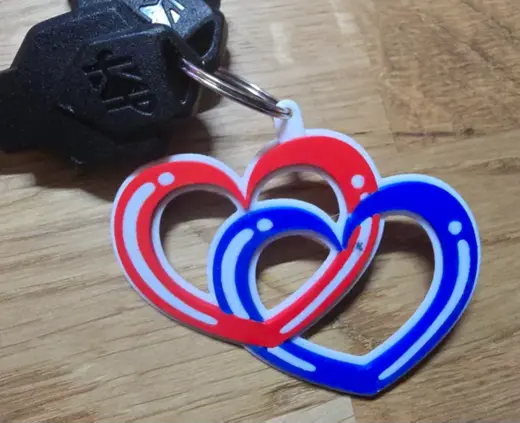 2 hearts in 1 Keychain