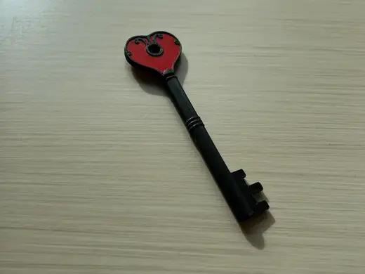 Resident Evil - R.P.D. Key Collection - Heart Key