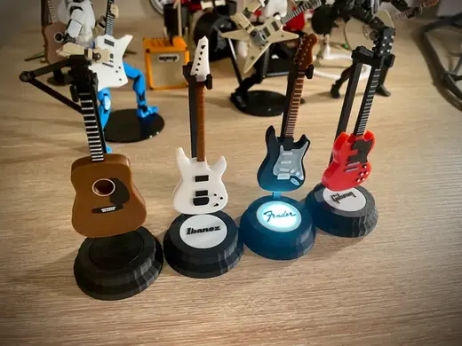 Dummy 13 guitar stand with light