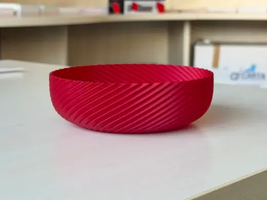 Piatto per caramelle con stile leggero e moderno
