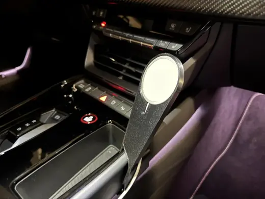 Audi e-tron GT Apple MagSafe Phone Holder