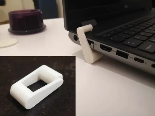 Simple notebook stand with lock in feature
