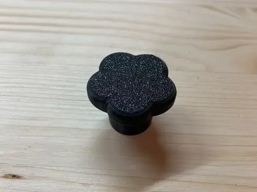 Flower-shaped knob for cabinet or drawer