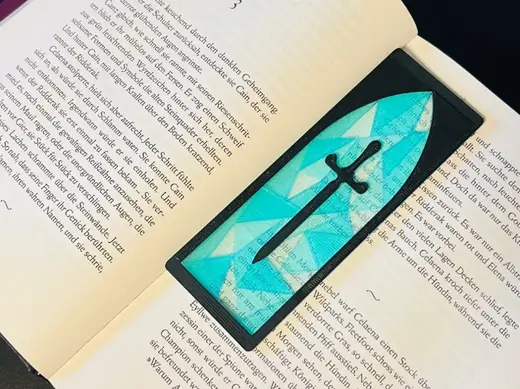 Throne of Glass Bookmark Translucent