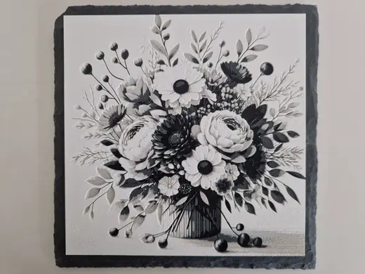 Hueforge Flowers black and white maatte