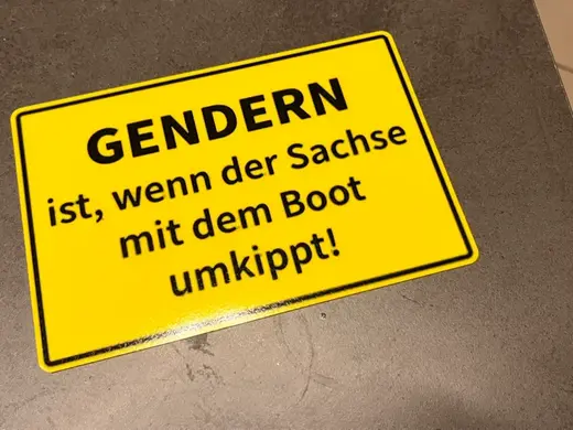 Lustiges Schild Gendern