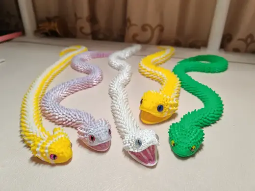 蛇年网红蛇-可张嘴七彩蛇,蝰蛇,小白蛇可动铰链模型