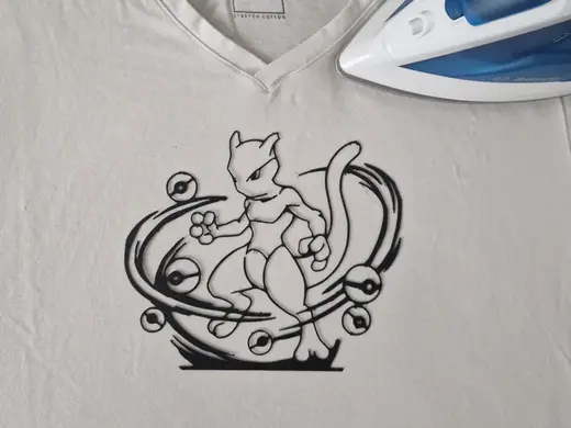 T-shirt print Pokemon Mewtwo