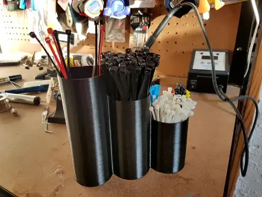 Ziptie (zip-tie) organizer