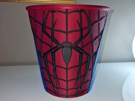 secchiello pop corn spiderman