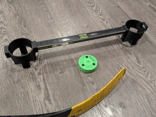Hockey Stickhandling training aid