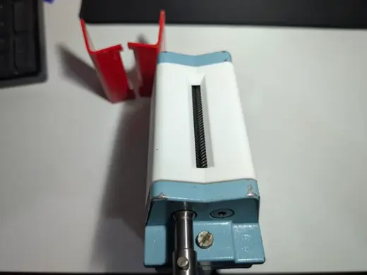 Top cover for retro noodle grinder